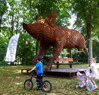 Ode Aan Het Varken In Delft (1)